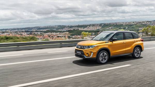 DMD_voiture_jaune.jpg DMD_voiture_jaune.jpg